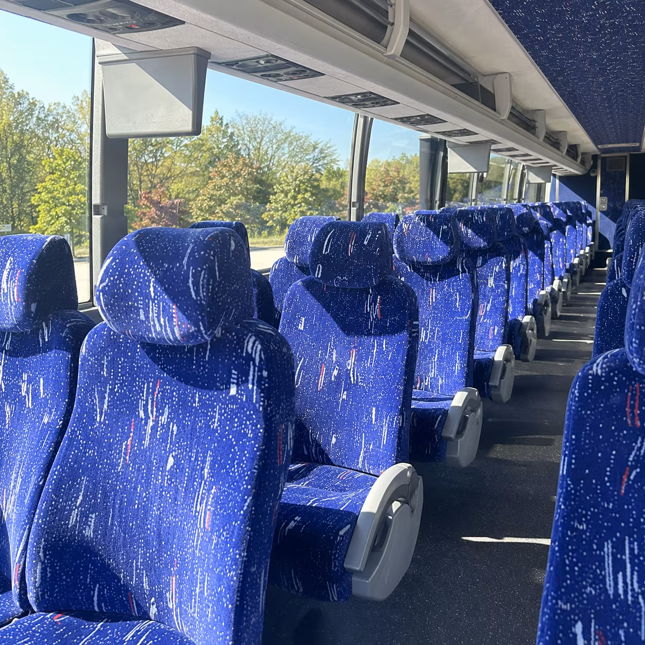 charter buses for large prom groups in deerfield beach