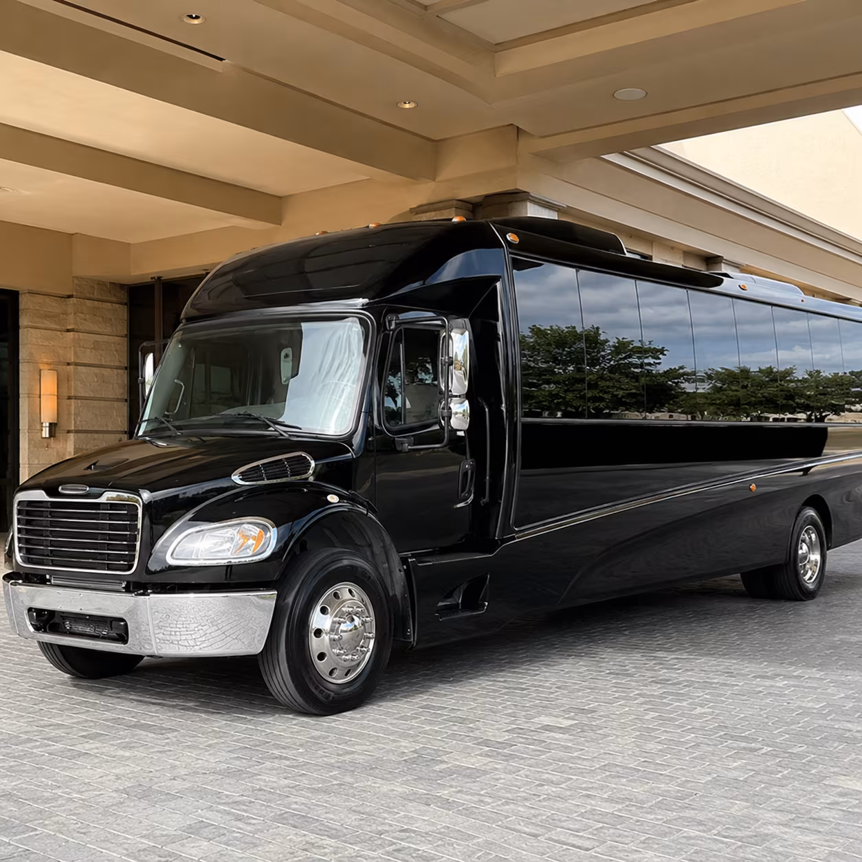 deerfield beach 25 passenger minibus