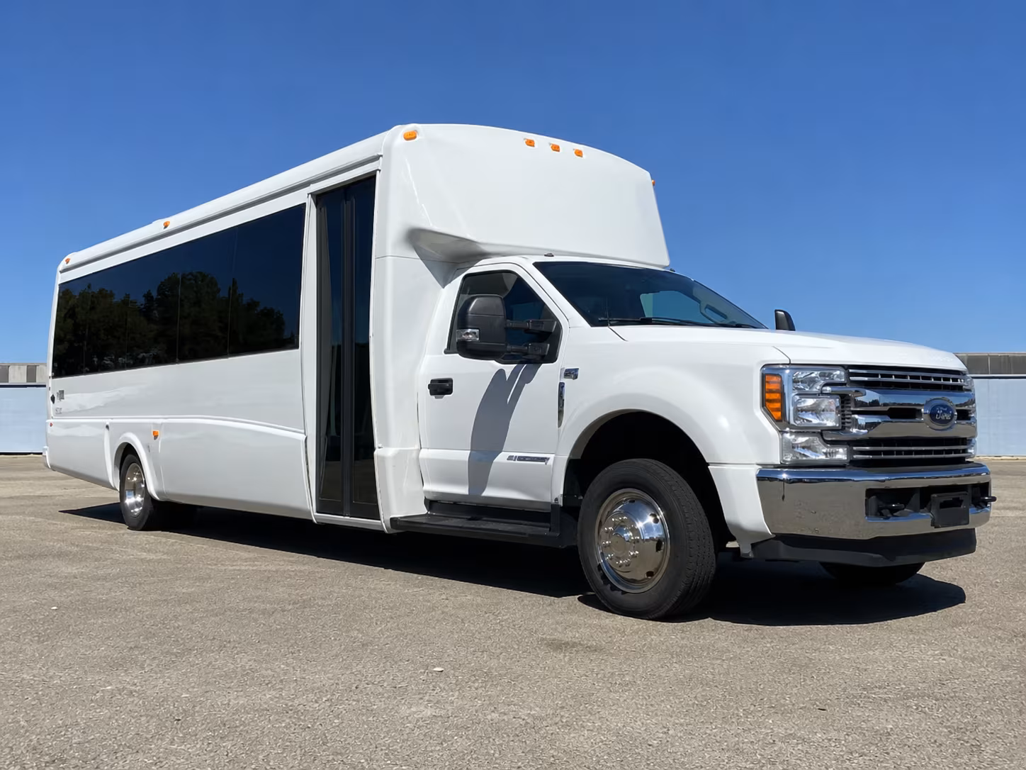 deerfield beach field trip transportation onboard seating